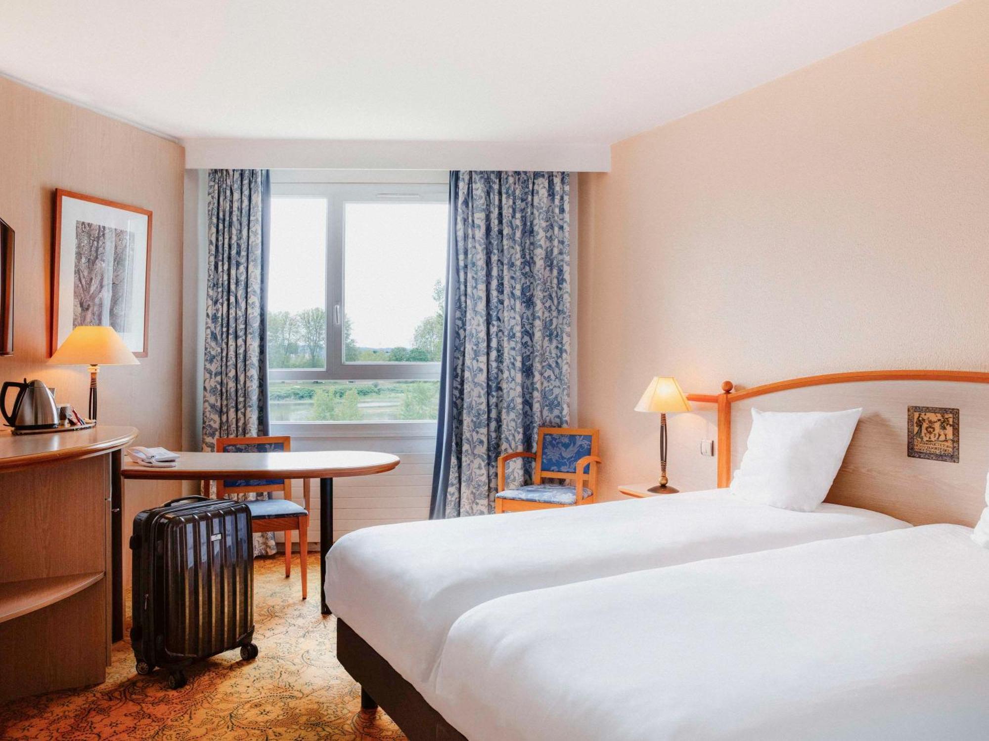 Mercure Nevers Pont De Loire Luaran gambar
